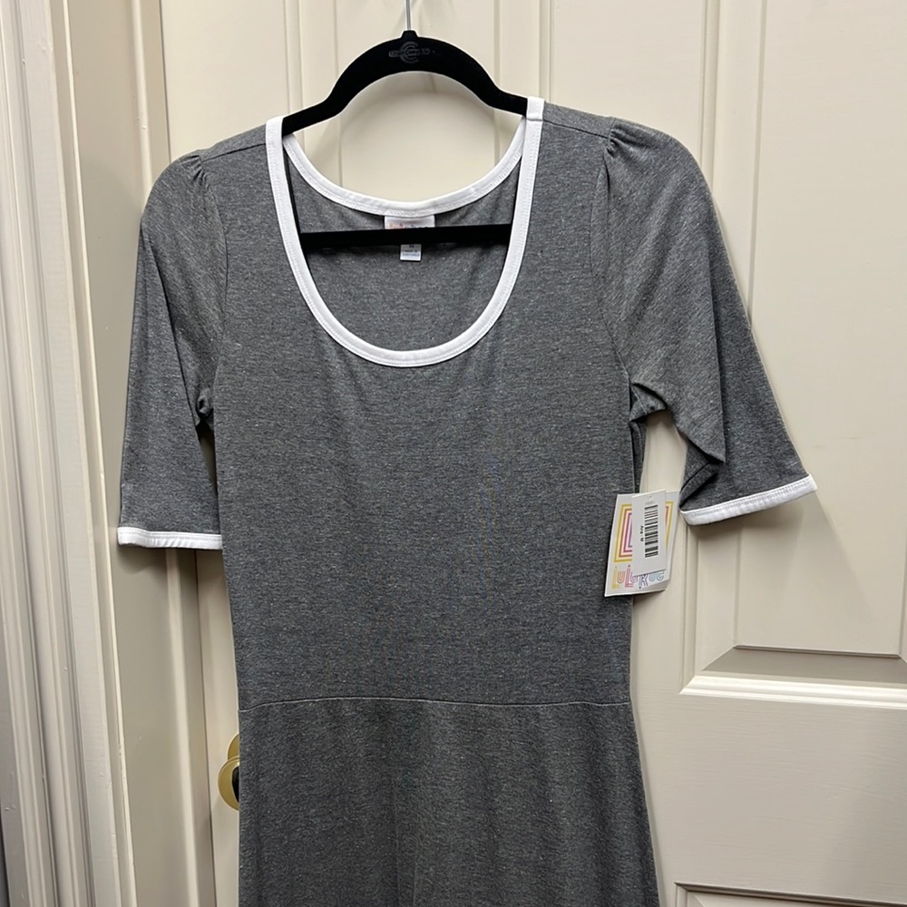 NWT Lularoe Ana dress. Gray with white piping. Size medium.